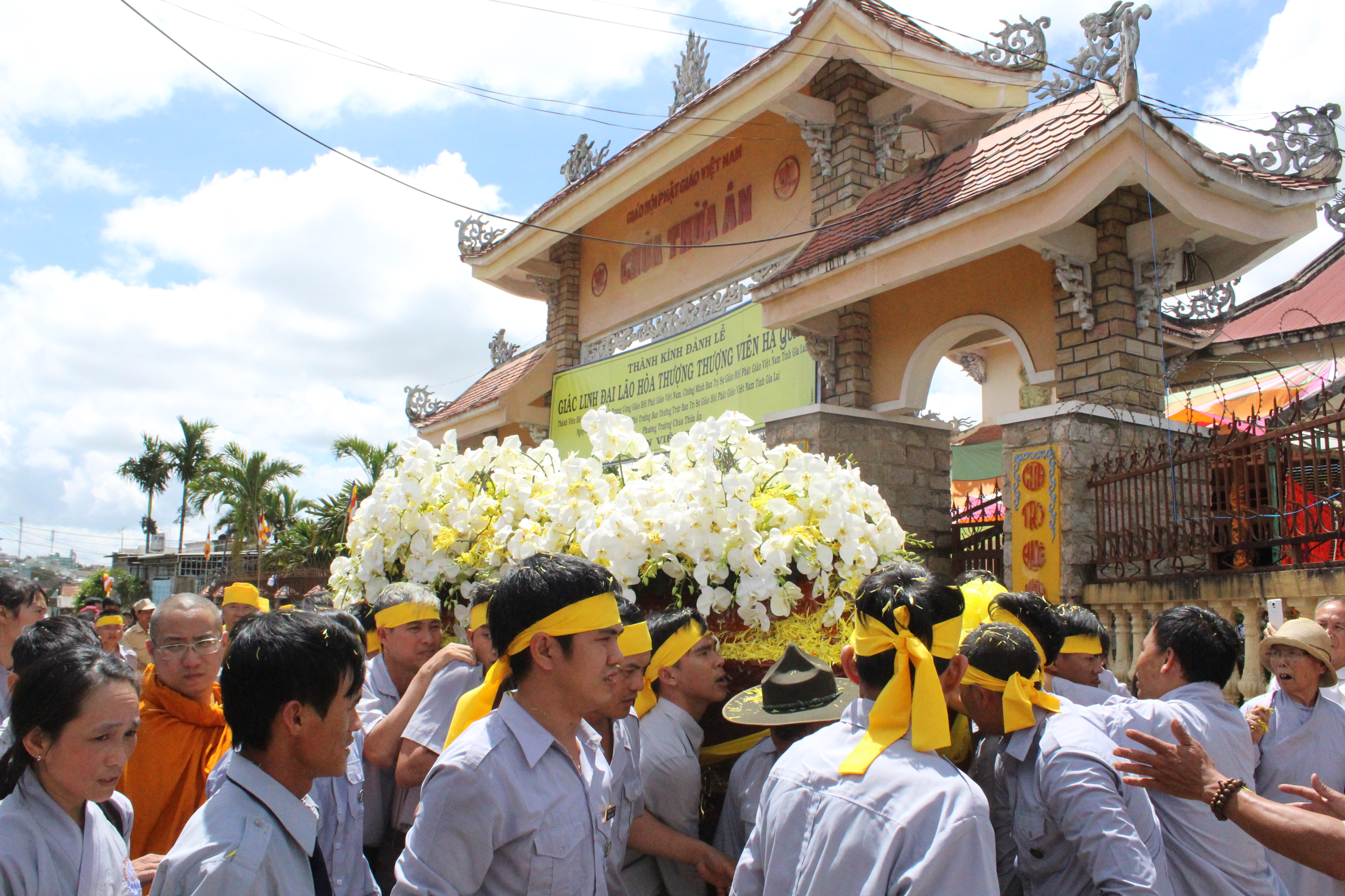 Gia Lai: Lễ truy niệm và phụng tống kim quan HT. Thích Viên Quán